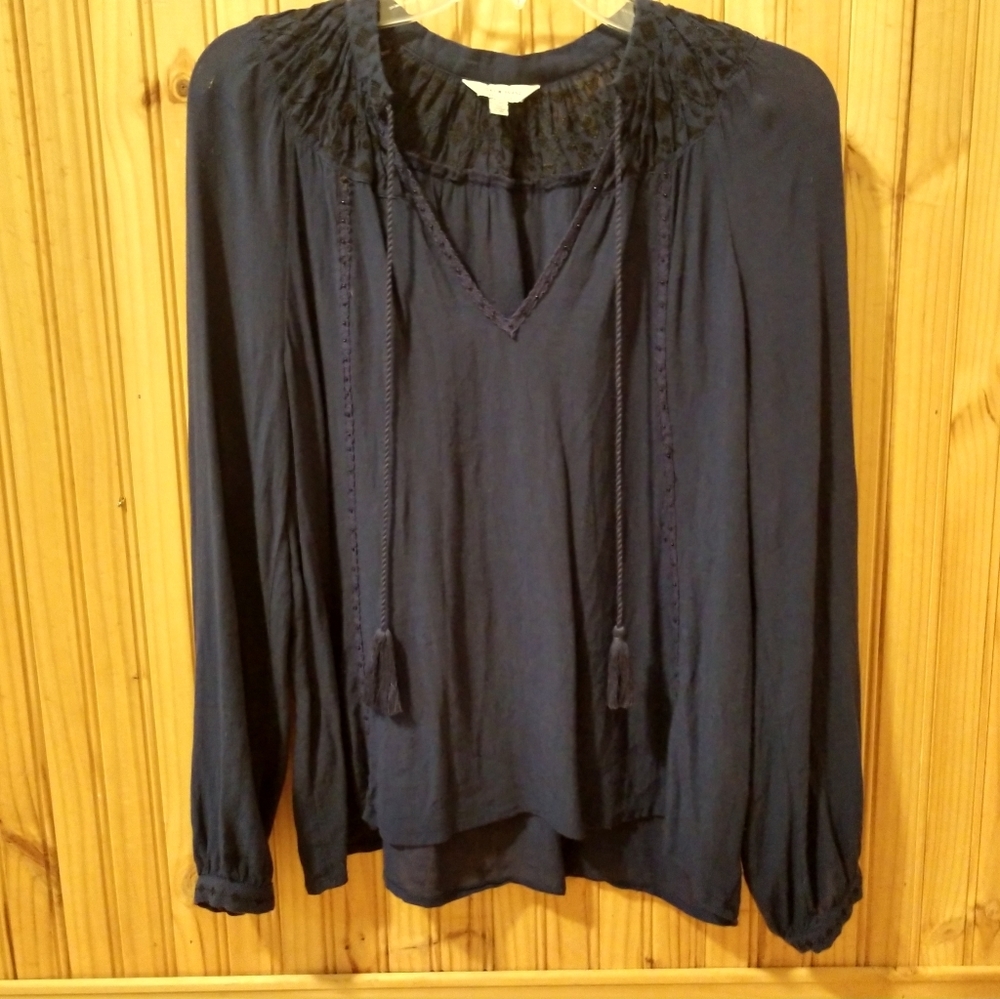 Like New Lucky Brand women's blue blouse